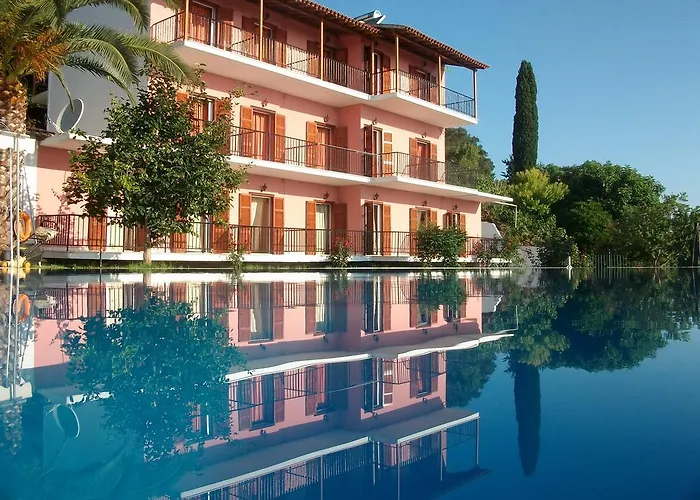 Aronis Apartments