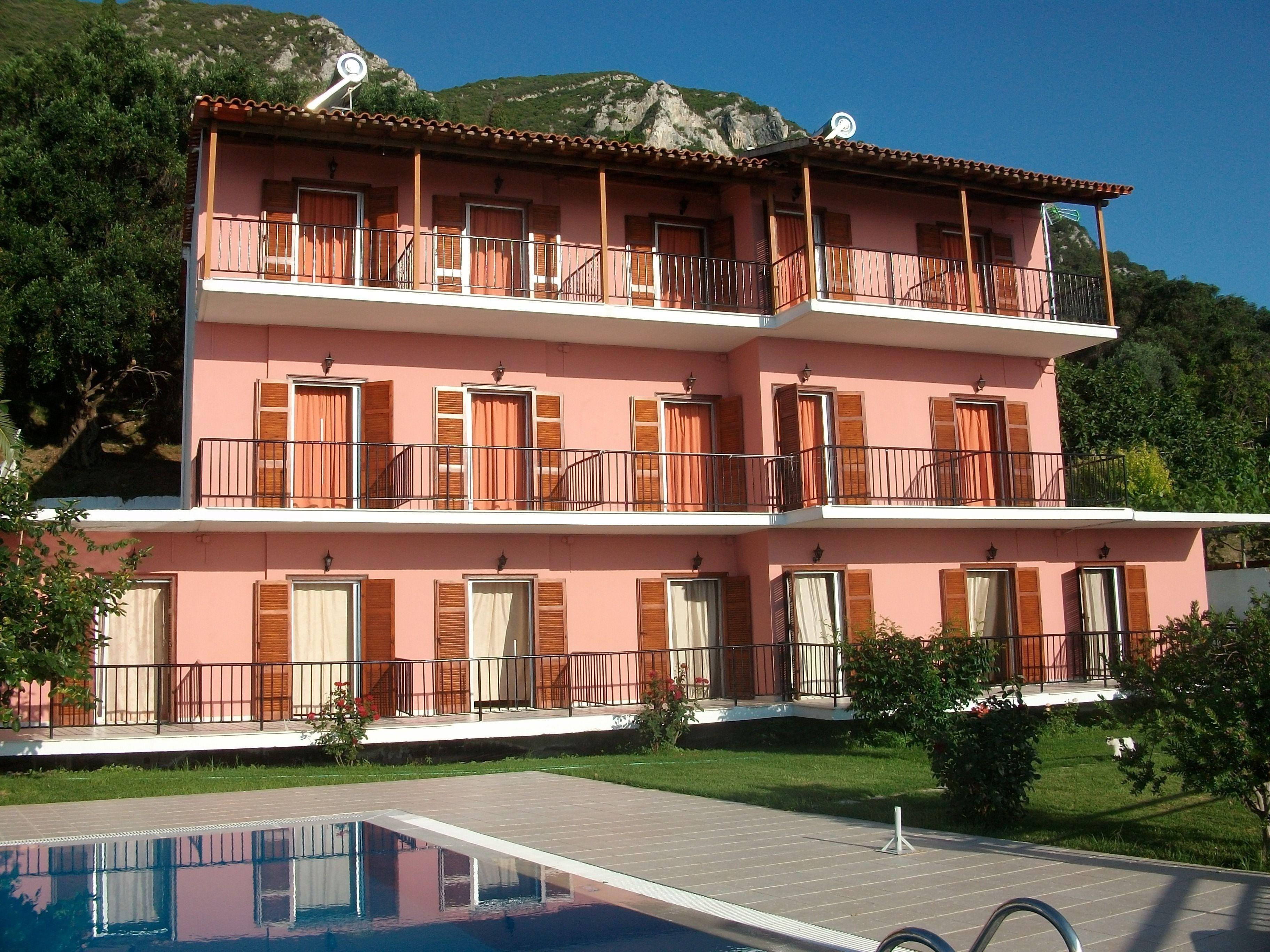 Aparthotel Aronis Benitses (Corfu)