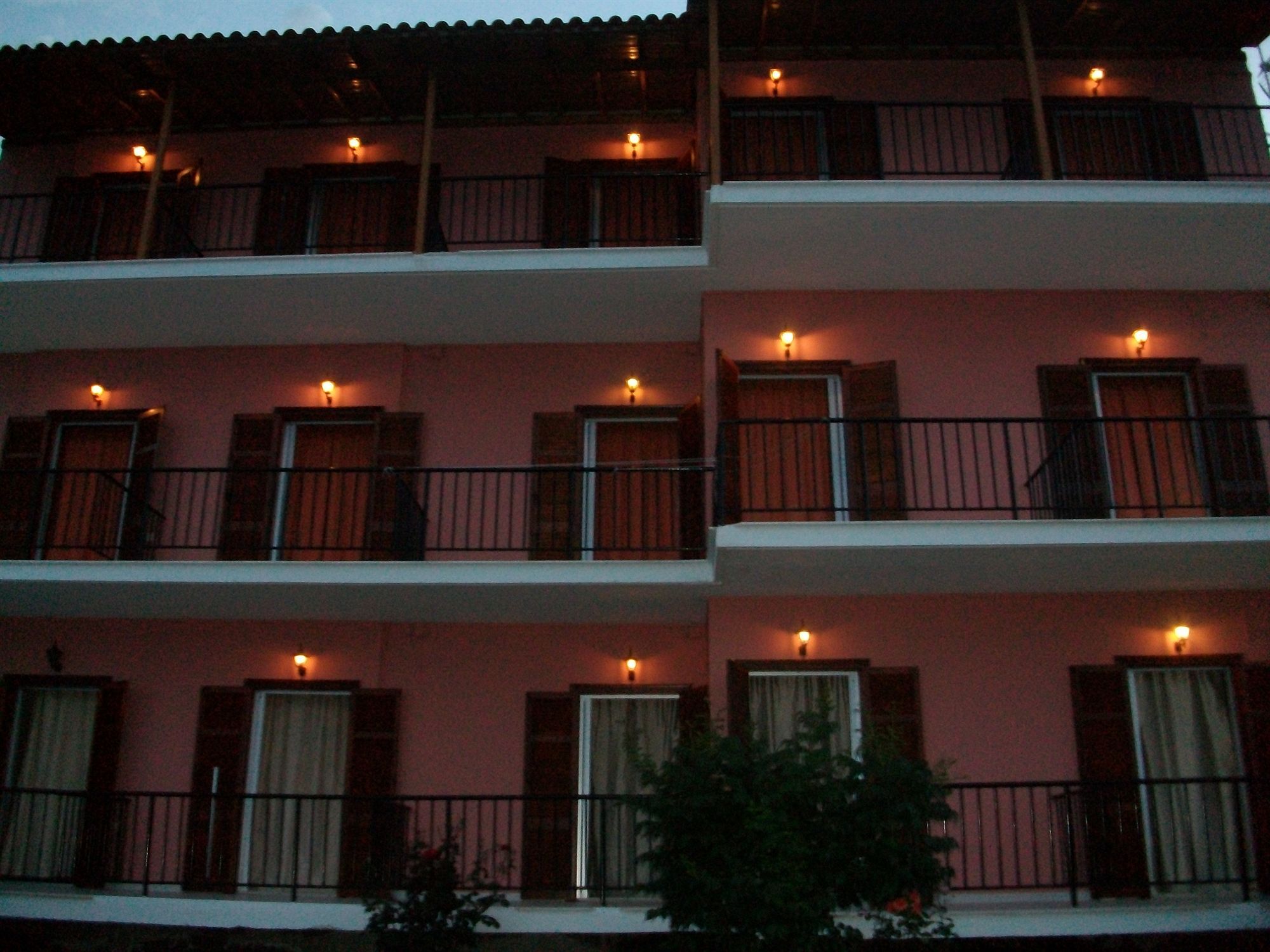 Aronis Benitses (Corfu)