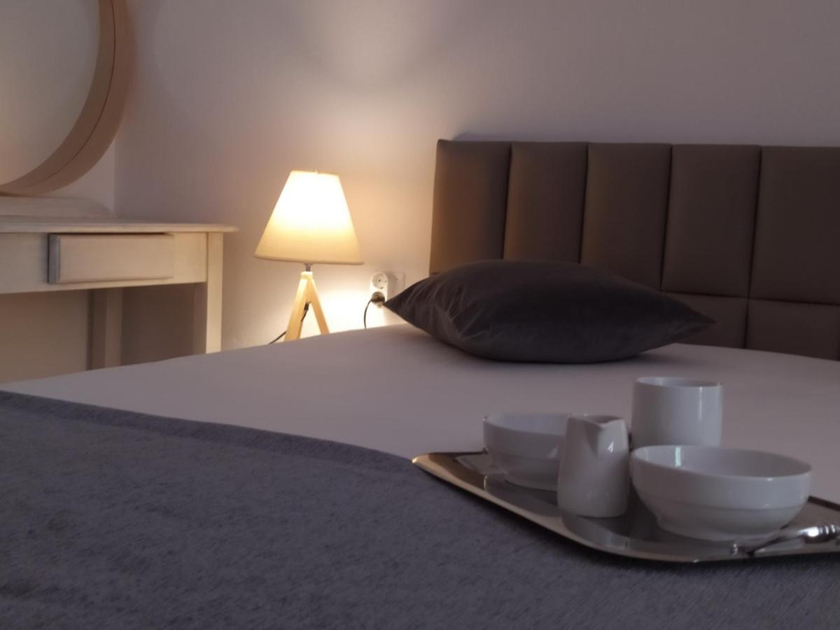 Apartahotel Aronis
